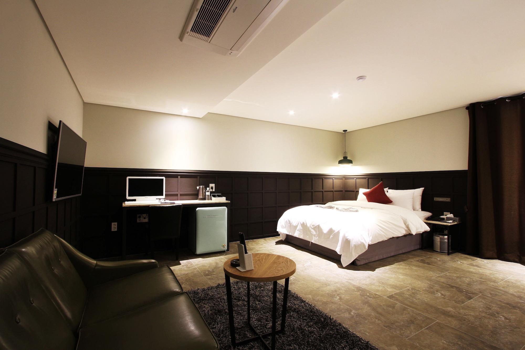 Sr Design Hotel Yongin Exterior photo