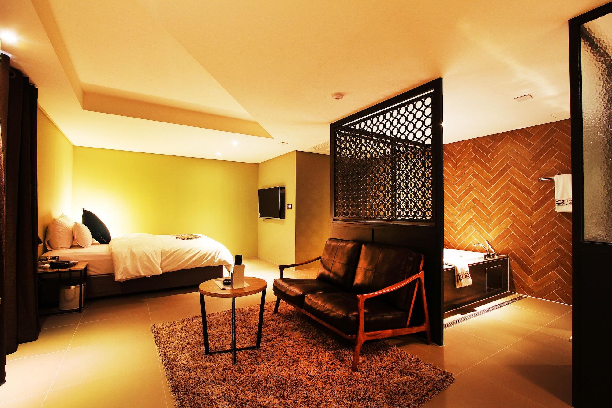 Sr Design Hotel Yongin Exterior photo