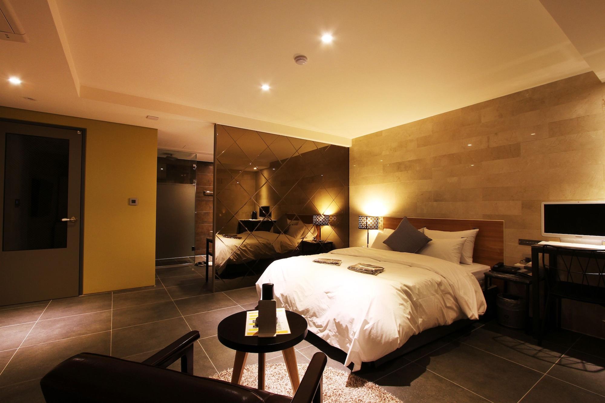 Sr Design Hotel Yongin Exterior photo